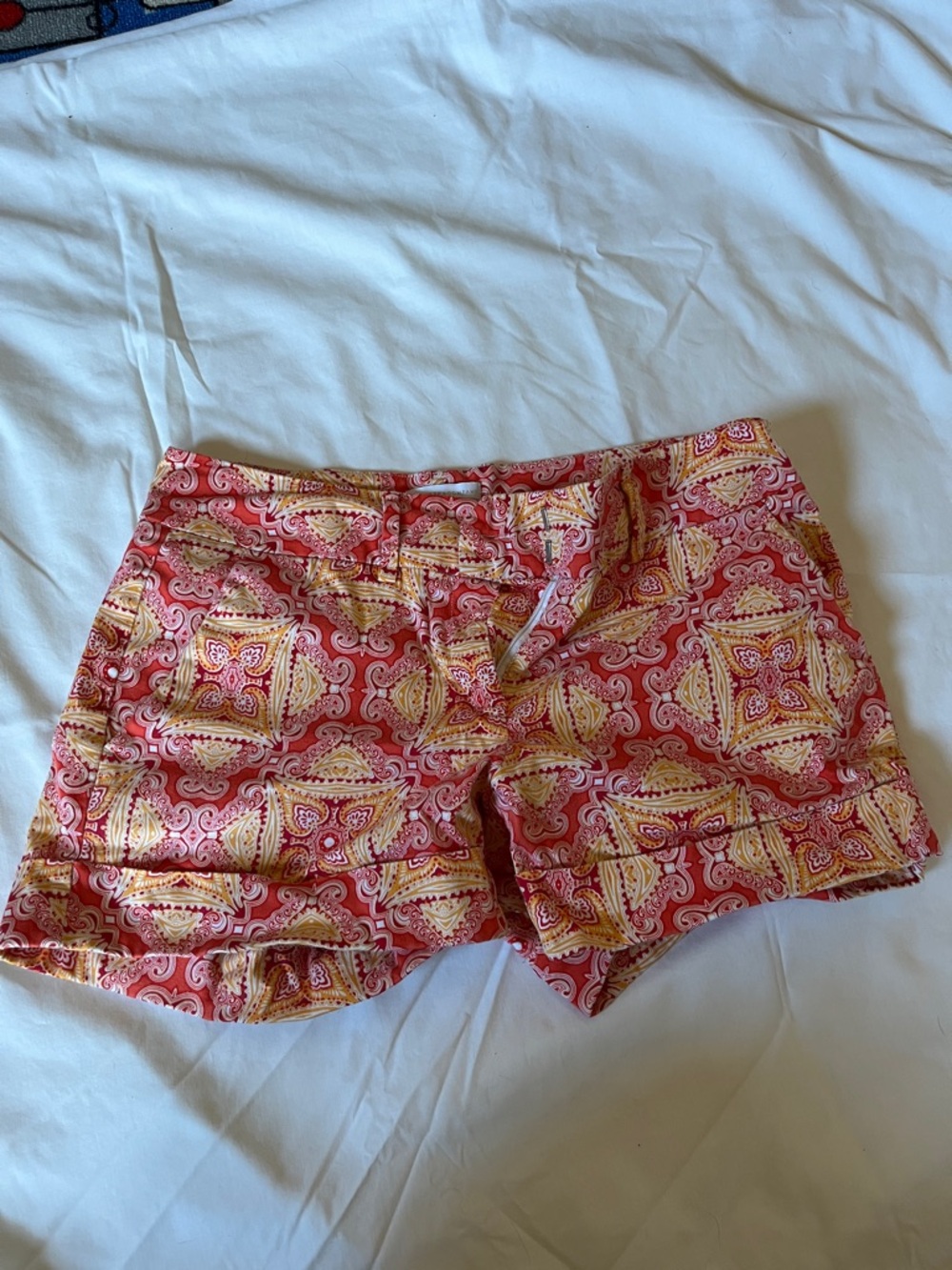New York & Company Red and Yellow Paisley High-Waist Women's Shorts